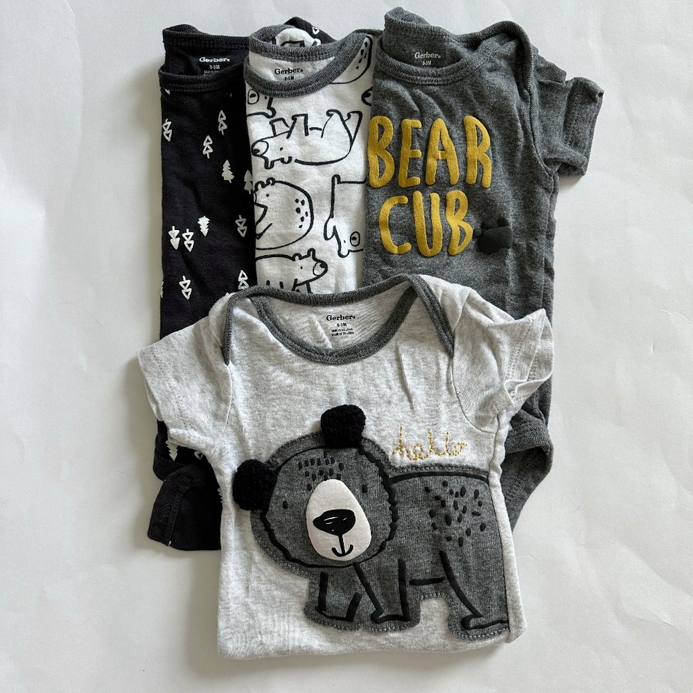 Gerber Baby Boy Onesies Set Size 0-3m Bear Cub Black White Gray